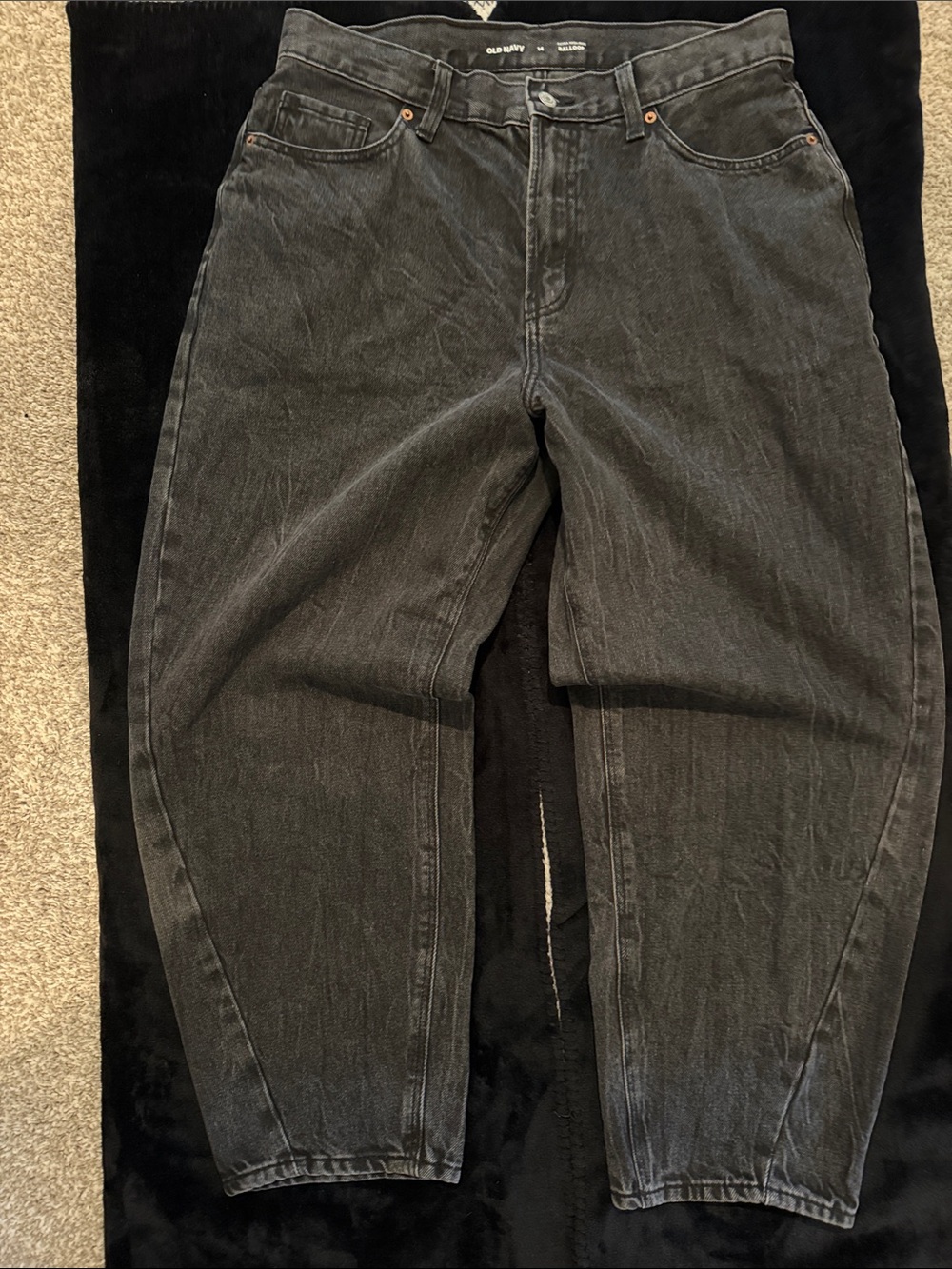 Old Navy high wasted balloon jeans